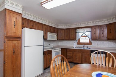 130 Martin Rd, Kittery, ME 03904 - photo 2
