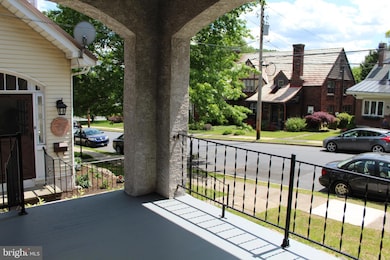 23 W 2nd St, Boyertown, PA 19512 - photo 2