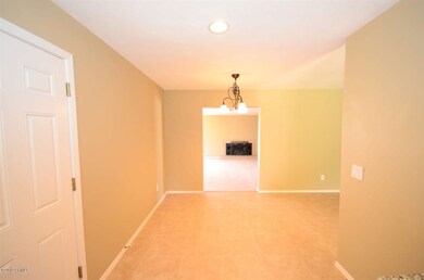 748 N Evergreen St, Chandler, AZ 85225 - photo 5