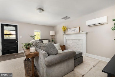 13886 Crest Hill Rd, Flint Hill, VA 22627 - photo 4