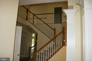 13228 Dutrow Dr, Clarksburg, MD 20871 - photo 6