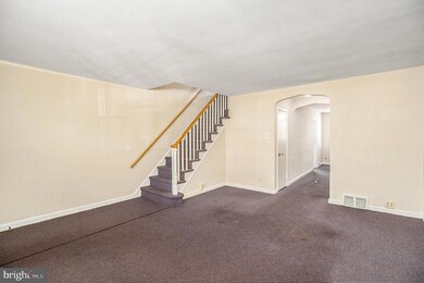 6119 N Warnock St, Philadelphia, PA 19141 - photo 6