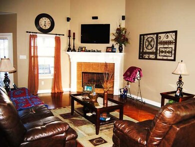 Great Room w/ Vaulted Ceilings & Stained Concrete 