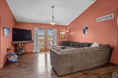 10010 Kansas 16, Holton, KS 66436 - photo 5