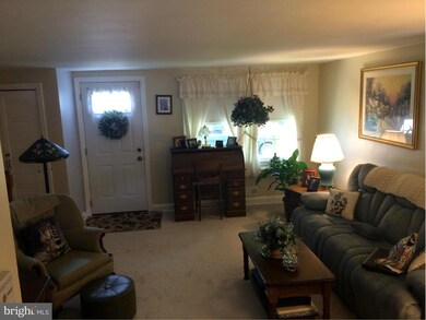 1526 Barrett Rd, Gwynn Oak, MD 21207 - photo 3