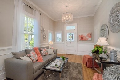 816 Dock St-18