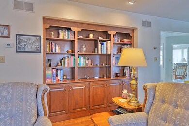 4745 S Mountain Dr, Emmaus, PA 18049 - photo 6