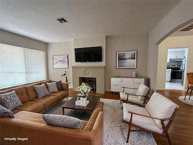 1575 SW 12th Ave, Miami, FL 33129 - photo 3