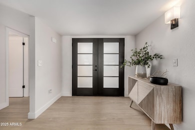 5526 N 77th Way, Scottsdale, AZ 85250 - photo 2