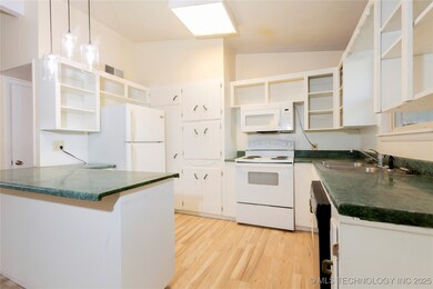 2017 N A St, McAlester, OK 74501 - photo 6