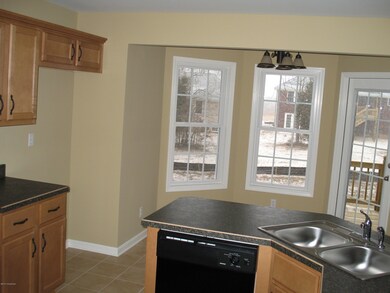 11709 Taylor Rae Dr, Louisville, KY 40229 - photo 5