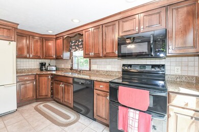 248 Summer St, Rockland, MA 02370 - photo 7