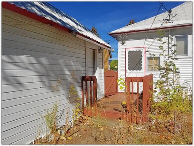 107 W Lincoln Ave, Chewelah, WA 99109 - photo 5