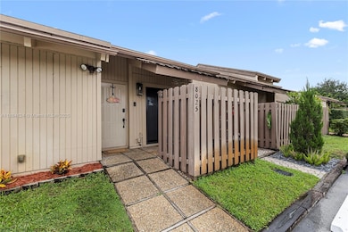 8025 SW 21st Ct unit 8025, Davie, FL 33324 - photo 2