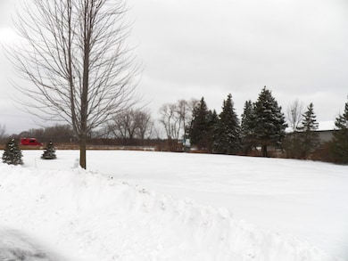 201 W Haven Ct, Luxemburg, WI 54217 - photo 3