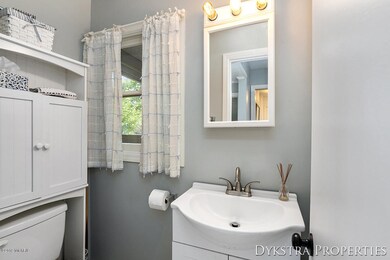 1314 Burke Ave NE, Grand Rapids, MI 49505 - photo 7