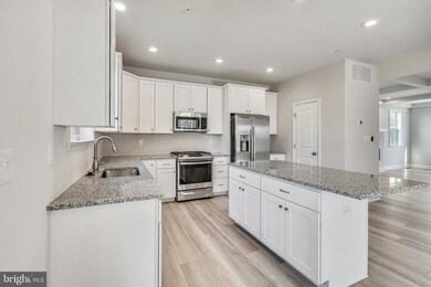 9319 4th St N, Laurel, MD 20723 - photo 6