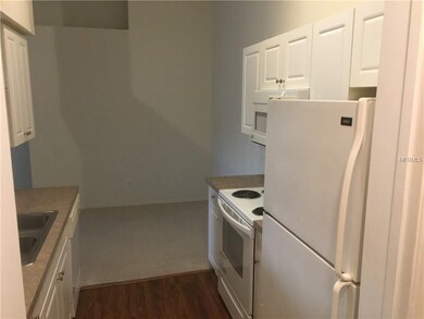 36321 Stonewood Ln unit 201, Zephyrhills, FL 33541 - photo 3