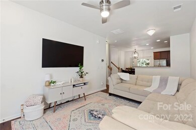 1428 Harpers Inlet Dr, Clover, SC 29710 - photo 6