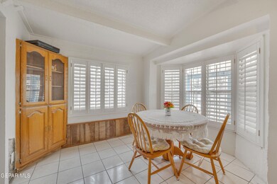 2810 Van Buren Ave, El Paso, TX 79930 - photo 3