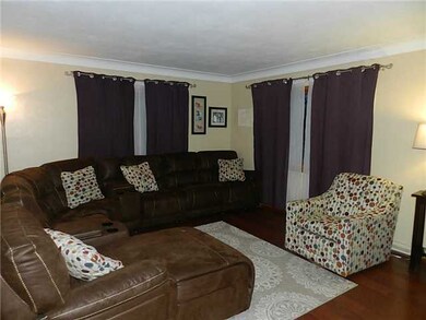 2440 Roseann Dr, Toledo, OH 43611 - photo 4