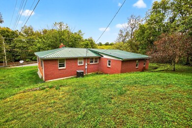 1465 Chenault Bridge Rd, Lancaster, KY 40444 - photo 4