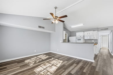 6078 Dooley Dr, the Colony, TX 75056 - photo 3