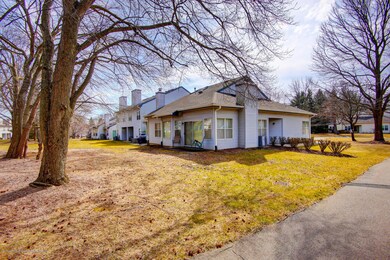 271 Sunshine Ct, Englishtown, NJ 07726 - photo 3