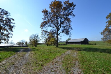 1488 Burgin Rd unit 2, Harrodsburg, KY 40330 - photo 4