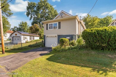 10 New York Ave, Rensselaer, NY 12144 - photo 3