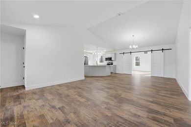 2630 Squirrel Hollow St NE, Canton, OH 44704 - photo 5