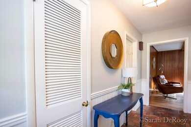 Sarah-DeRooy-Realtor-Home-For-Sale_50