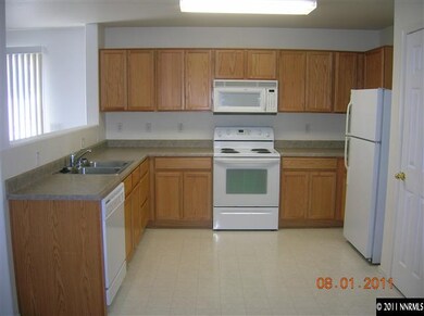 8778 Sunset Breeze Dr, Reno, NV 89506 - photo 3