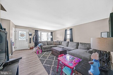 3429 John F. Kennedy Dr, Brookhaven, PA 19015 - photo 5