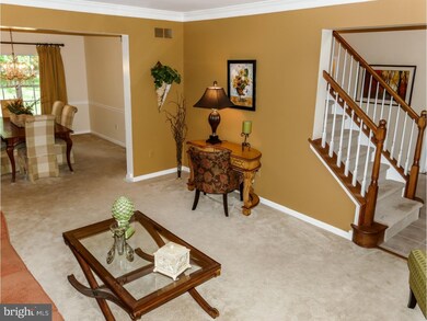 54 Edgemont Ln, Langhorne, PA 19047 - photo 3