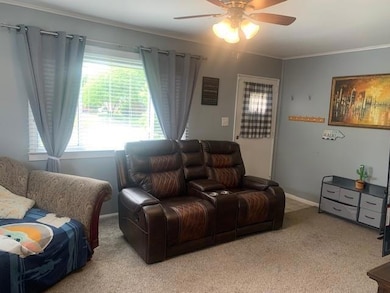 2505 Pearl St, Columbus, IN 47201 - photo 7