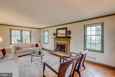 12 Thackery Ln, Cherry Hill, NJ 08003 - photo 4