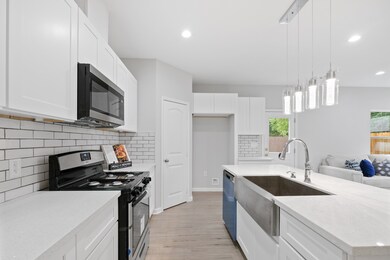 9291 Kingsflower Cir, Houston, TX 77075 - photo 6