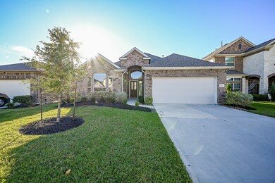 29627 Kynndal Shore Dr, Spring, TX 77386 - photo 3