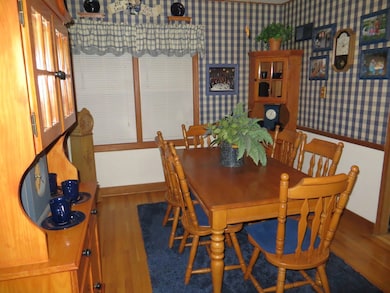 2607 S Scott St, Des Plaines, IL 60018 - photo 5