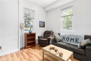 8 Slocum St unit 6, Providence, RI 02909 - photo 4