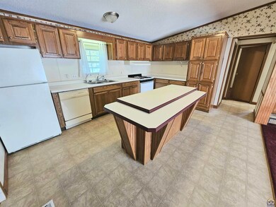 2222 SW 2nd St, Topeka, KS 66606 - photo 7