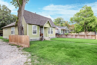 411 Lindale St, Houston, TX 77022 - photo 2