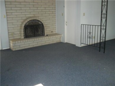 10204 Maxwood Dr, El Paso, TX 79925 - photo 5
