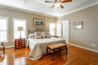 645 Lakeshore Cove Dr. HD-8