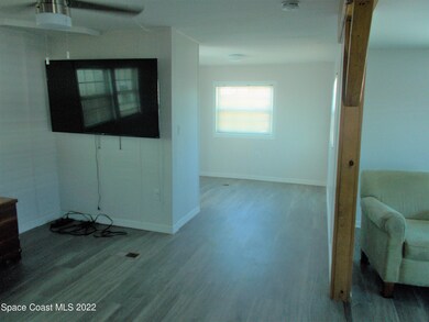 913 Pecan Cir, Sebastian, FL 32976 - photo 7