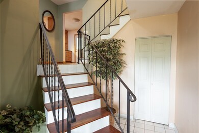 97 Howe St, Ashland, MA 01721 - photo 3