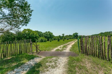 660 Ranch Rd, Whitesboro, TX 76273 - photo 6