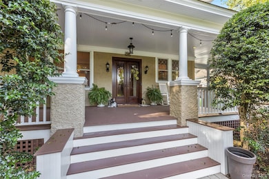 38 Cedar St, Stony Brook, NY 11790 - photo 3