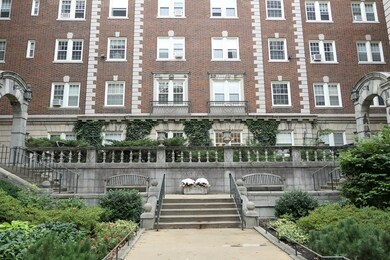 5 Arlington St unit 33, Cambridge, MA 02140 - photo 2